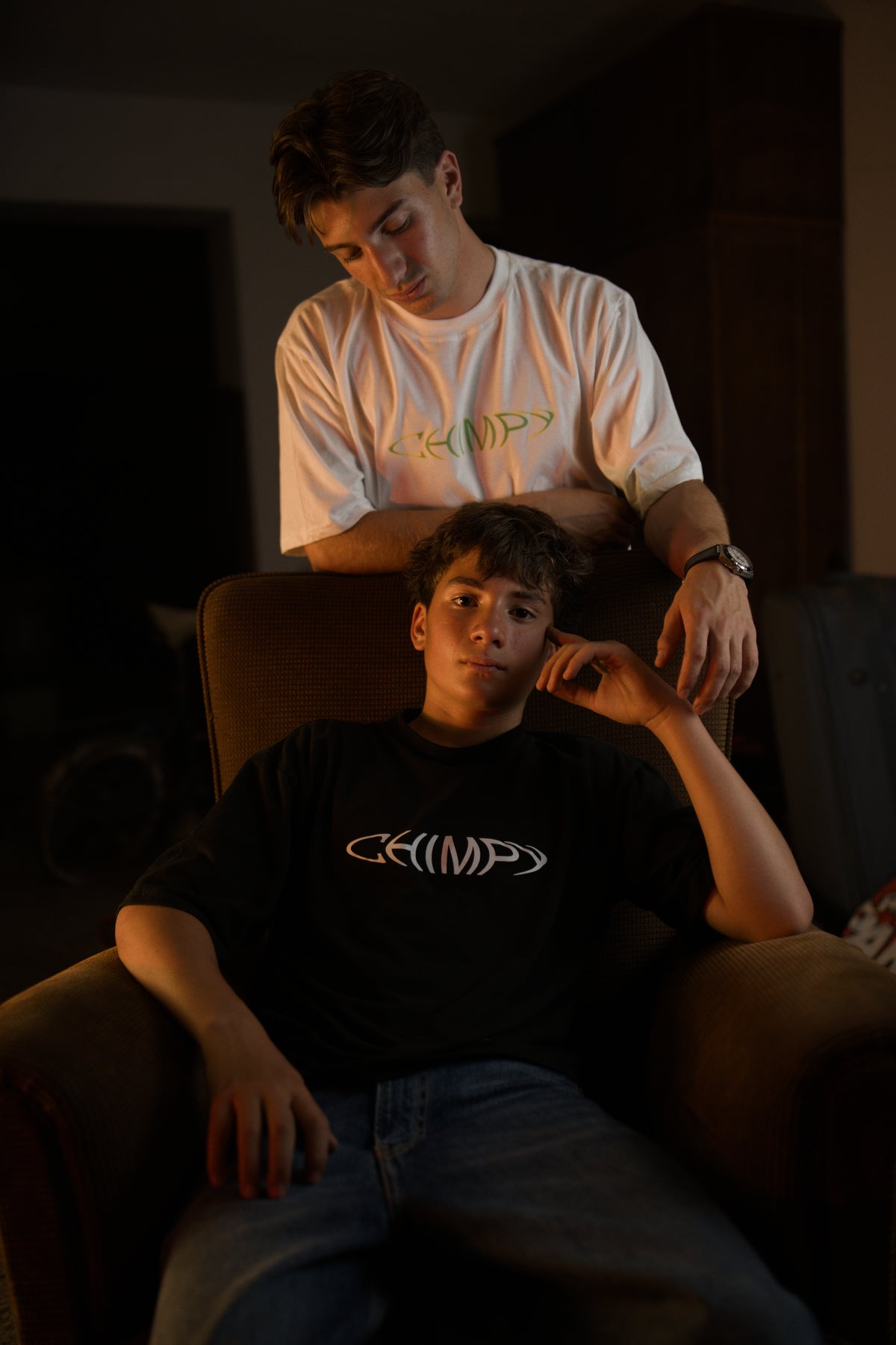 CHIMPY BLACK TEE